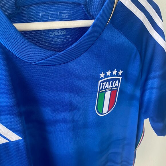 Adidas Italy National Team Home Soccer Jersey. - Picture 4 of 16